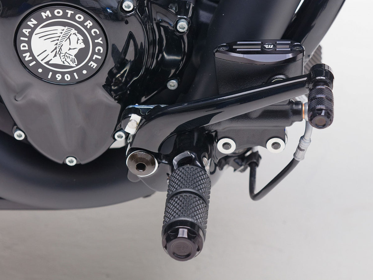 INDIAN SCOUT BOBBER REPLACEMENT FOOT PEGS