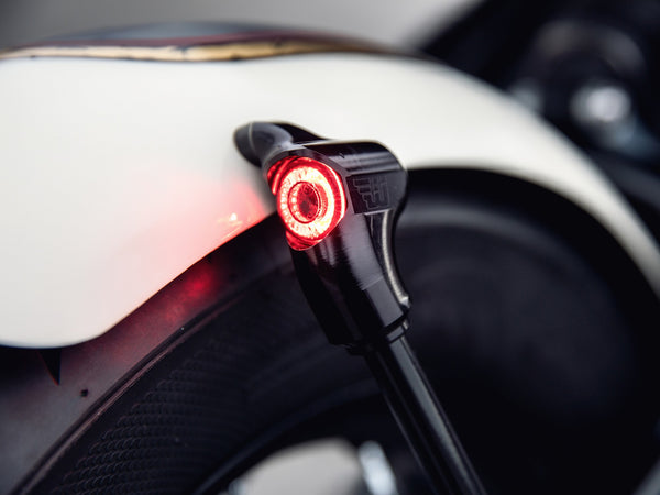 Triumph Bonneville Bobber -Metal rear fender incl. struts with lighting BO1Q