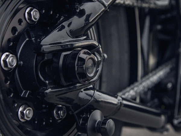 Triumph Bonneville Bobber - Cover Front Wheel Axis Left & Right Side