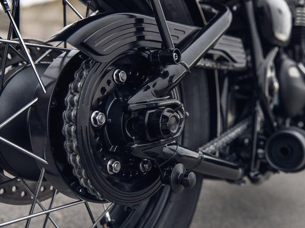 Triumph Bonneville Bobber - Cover rear chain wheel