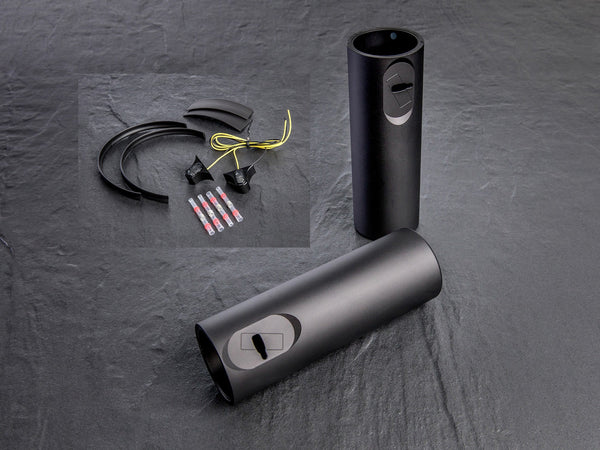 Cover fork tubes with integrated LED indicators Indian Scout Bobber