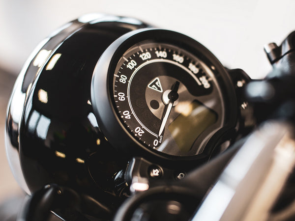 Triumph Bonneville Bobber - TWINTON® headlight 7 inch mit LED lighting