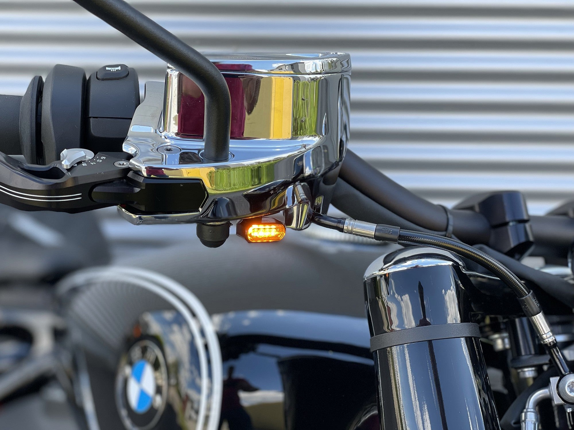 BMW R 18 - LED Handlebar Fittings Indicators – Bros Custom Parts